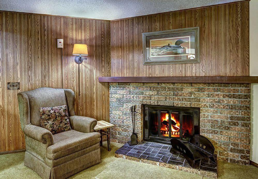 Lake Forest Resort Eagle River Bagian luar foto