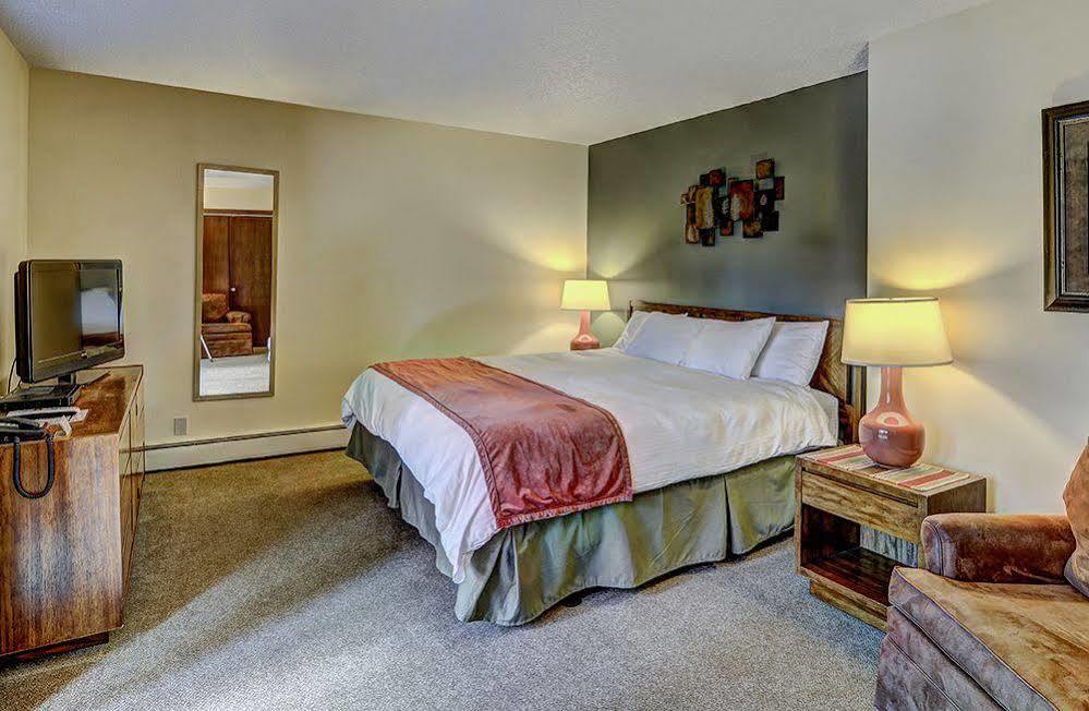 Lake Forest Resort Eagle River Bagian luar foto